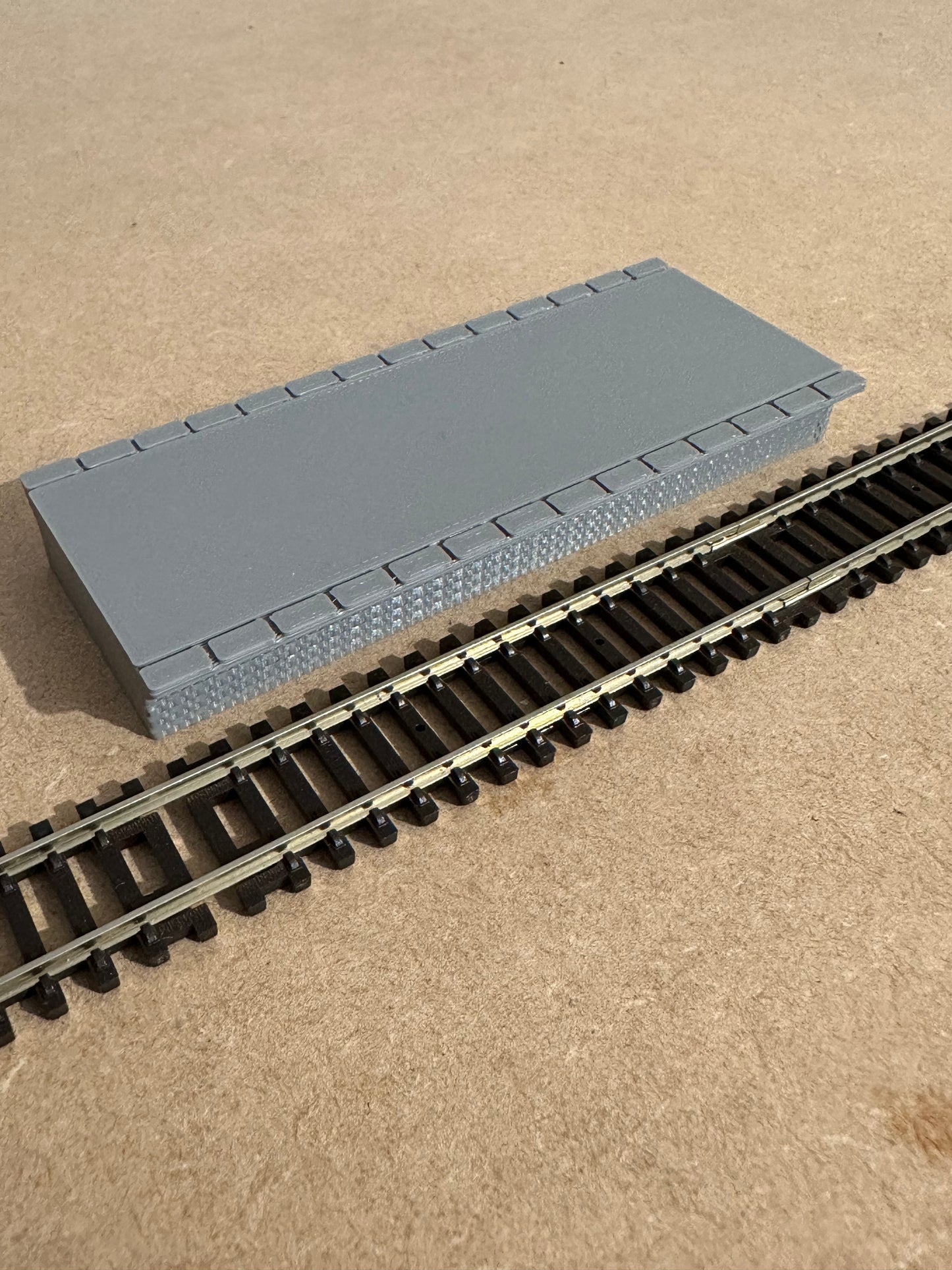 Straight Double Sided Platform 45mm Wide - TT:120