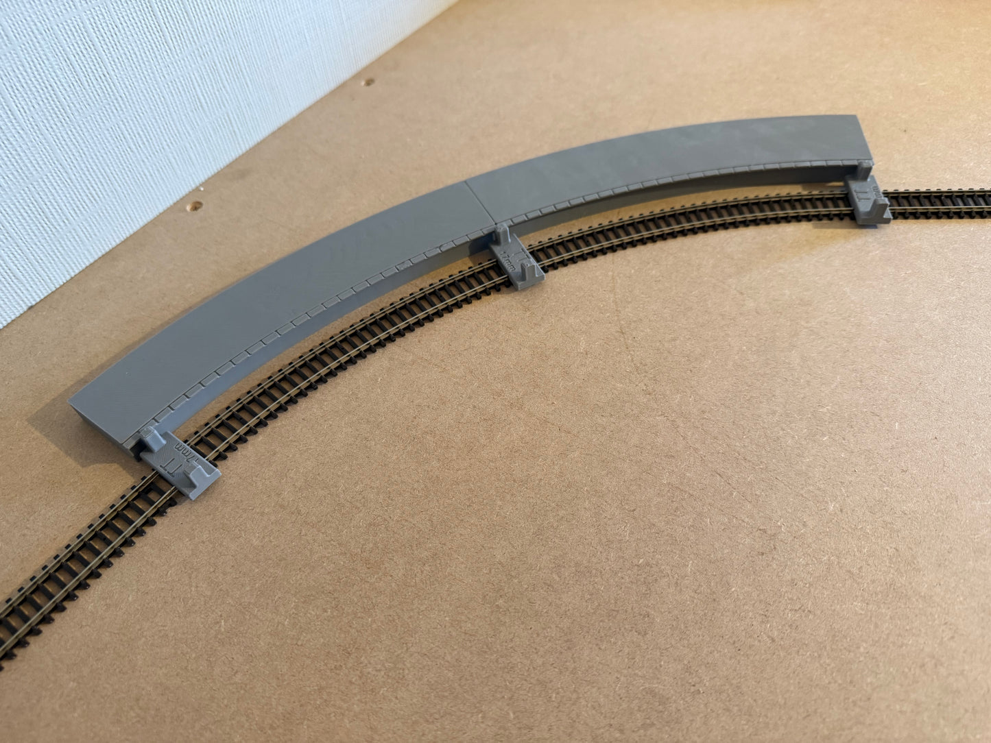 3th Radius Outer Curved Platform with Spacers - TT:120