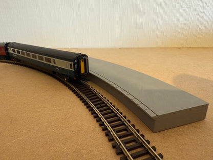 3th Radius Outer Curved Platform with Spacers - TT:120