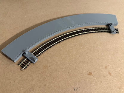 2nd Radius Outer Curved Platform with Spacers - TT:120